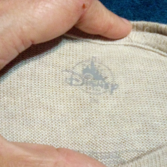 Disney Animators Collection cropped sweater 2XL - Picture 4 of 5